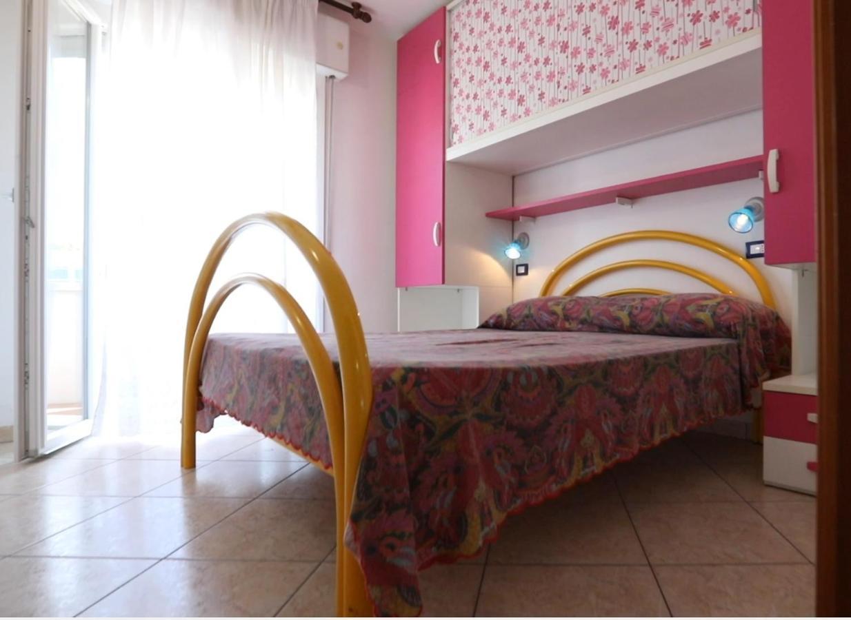 Residence La Pigna Rosolina Mare Bagian luar foto
