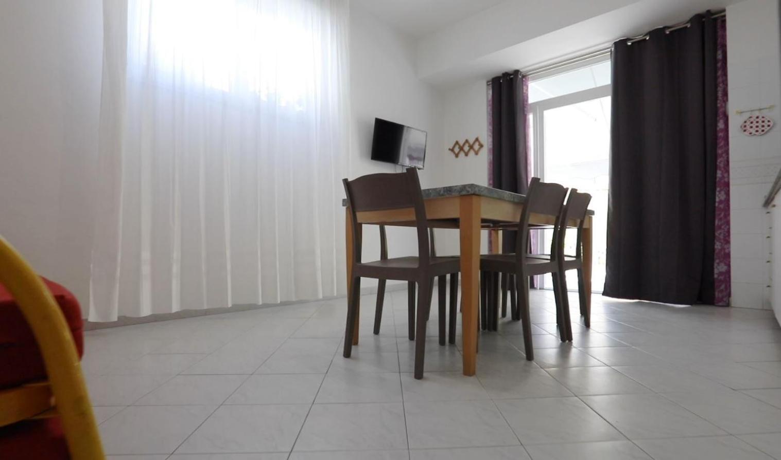 Residence La Pigna Rosolina Mare Bagian luar foto